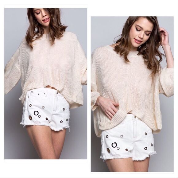 𝅺WHITE Distressed Jean shorts - Picture 1 of 14